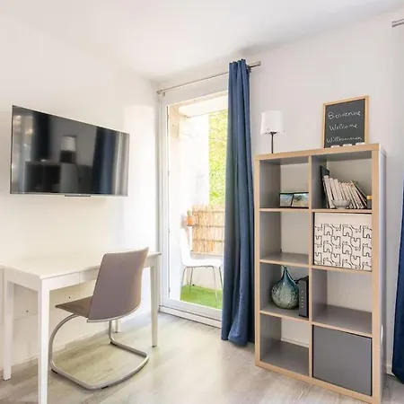 Avec Parking, Clim, Balcon, Proche Tram Apartment *